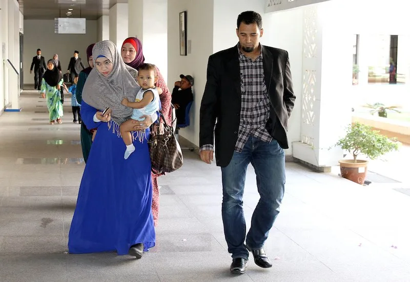 farah-asyikin-zaahier-stanley