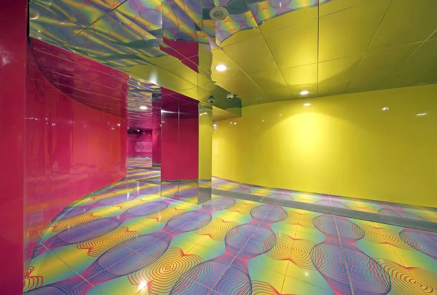 impressive-metro-subway-underground-stations-37__880