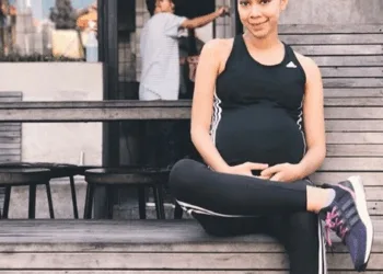 Sharifah Sakinah dijangka bersalin April ini. Foto - Instagram