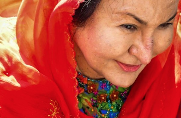 Rosmah Mansor Muncul Selepas PRU14 Bentuk Hidung Jadi Tumpuan