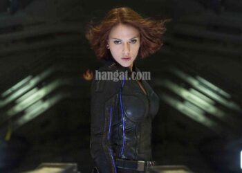 Editorial use only. No book cover usage.Mandatory Credit: Photo by Jay Maidment/Marvel/Walt Disney/Kobal/REX/Shutterstock (5886283bn)Scarlett JohanssonAvengers - Age Of Ultron - 2015Director: Joss WhedonMarvel/Walt Disney PicturesUSAScene StillAction/AdventureAvengers: L'ère d'Ultron