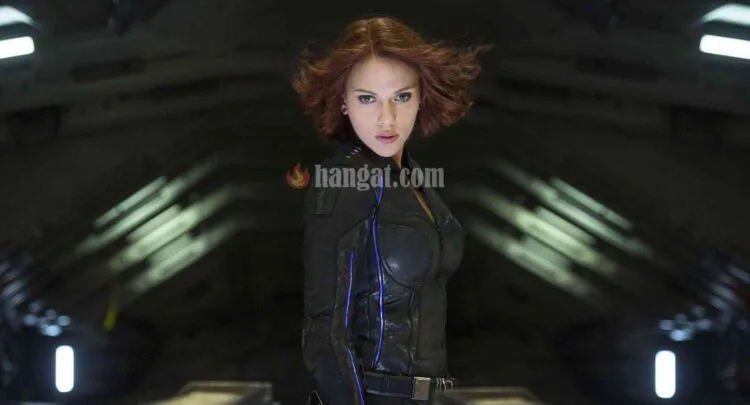 Editorial use only. No book cover usage.Mandatory Credit: Photo by Jay Maidment/Marvel/Walt Disney/Kobal/REX/Shutterstock (5886283bn)Scarlett JohanssonAvengers - Age Of Ultron - 2015Director: Joss WhedonMarvel/Walt Disney PicturesUSAScene StillAction/AdventureAvengers: L'ère d'Ultron