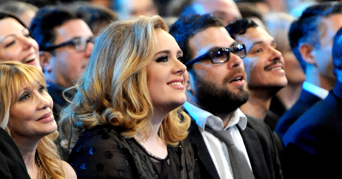 LOS ANGELES, CA - FEBRUARY 12:  Adele and Simon Konecki attend The 54th Annual GRAMMY Awards at Staples Center on February 12, 2012 in Los Angeles, California.  (Photo by Kevin Mazur/WireImage)