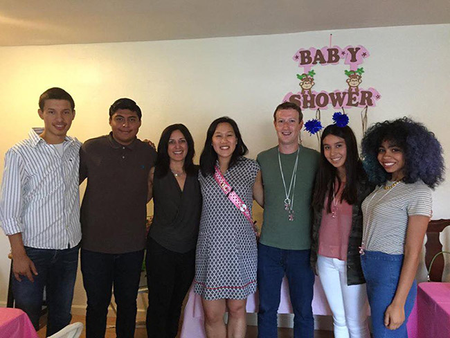 Serba Ringkas Gambar Baby Shower Anak Mark Zuckerberg 