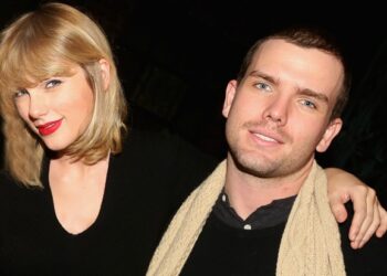 <> at Buffalo Wild Wings on November 23, 2016 in New York City.