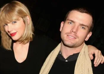 <> at Buffalo Wild Wings on November 23, 2016 in New York City.