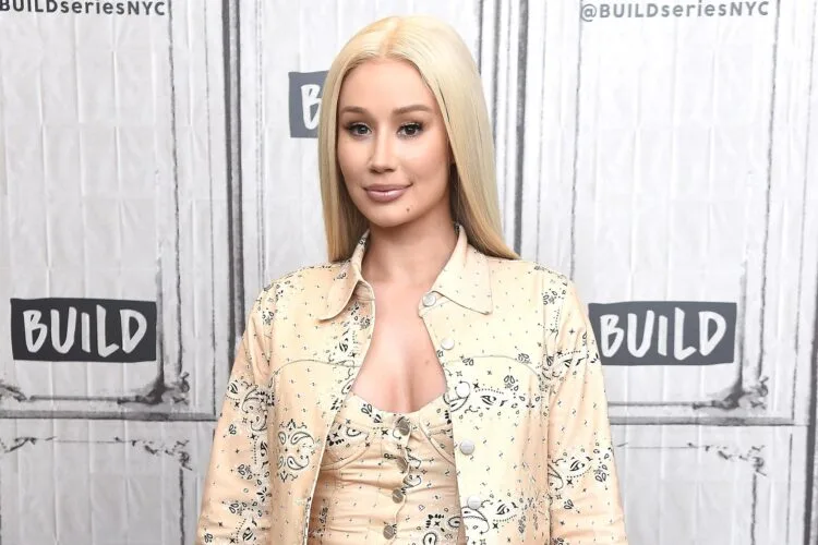 NEW YORK, NEW YORK - JULY 25: Rapper and songwriter Iggy Azalea visits the Build Series at Build Studio on July 25, 2019 in New York City. (Photo by Gary Gershoff/Getty Images)