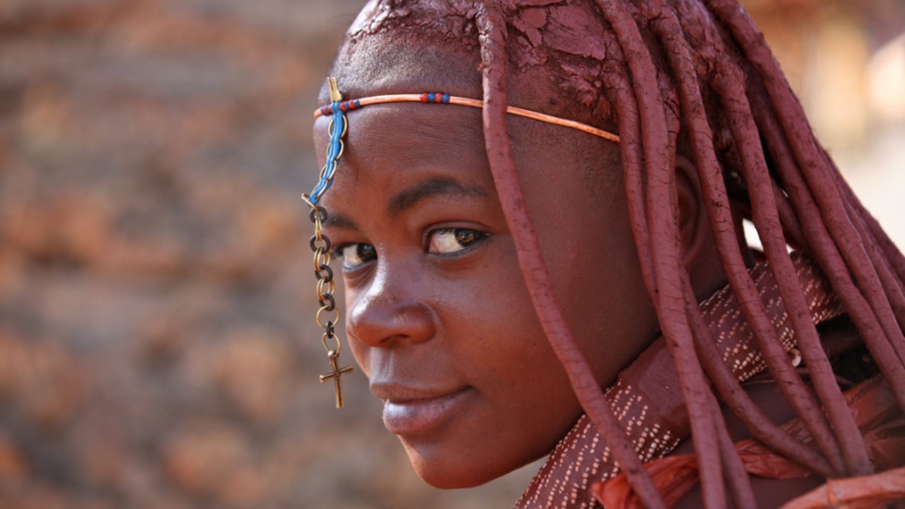 Tribe himba black. Племя Химба. Племя Химба женщины. Девушки племени Химба. Девушки Намибии.