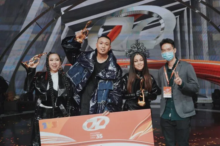 Processed with VSCO with c8 preset