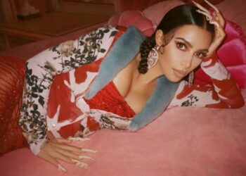 Foto - @kimkardashian (Instagram)