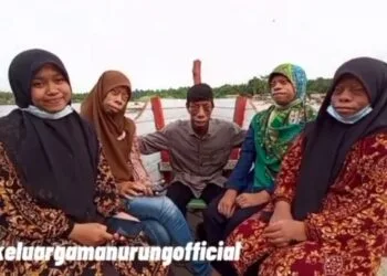 Foto - @keluargamanurungofficial (Instagram)