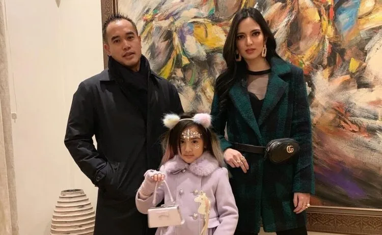 via Instagram @ramadhaniabakrie