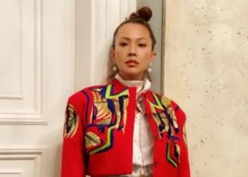 Foto - @ezurinkhyra (Instagram)