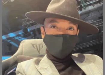 Foto - Instagram @tomokofficial