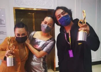 foto via Gayah Is Typing