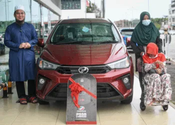 via Facebook Ebit Lew