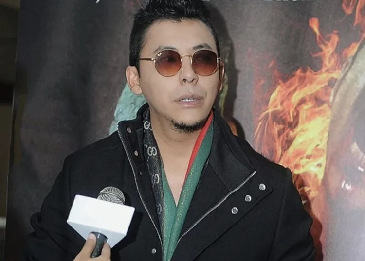 via Instagram Syamsul Yusof