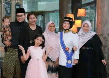 via Instgram Datuk Nora Ariffin