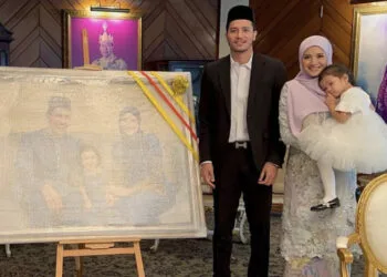 via Instagram Fazura