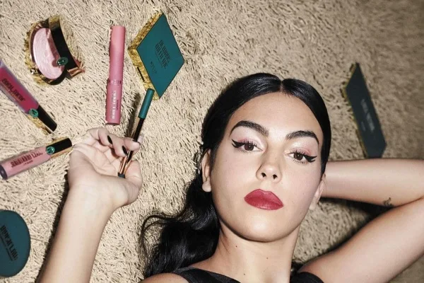 Foto - WYCON Cosmetics