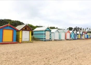 via AirAsia x Visit Victoria