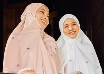 Foto - Telekung Siti Khadijah (FB)