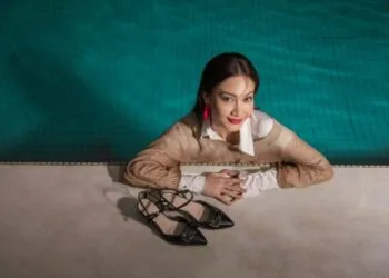 Foto - Clarks x Daiyan Trisha
