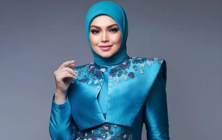 via Instagram Siti Nurhaliza