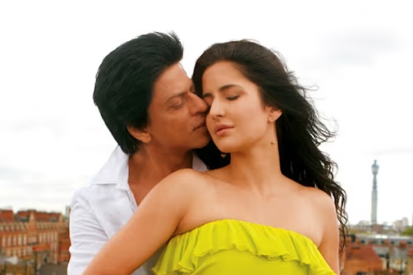 [VIDEO] Bercium Dengan Katrina Kaif, SRK Dedah Terpaksa Lakukannya Kerana…