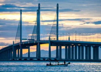 xr:d:DAFs-5_7XSM:31,j:6305440824823910867,t:23083013