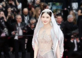 Foto - Weibo Zhao Yingzi