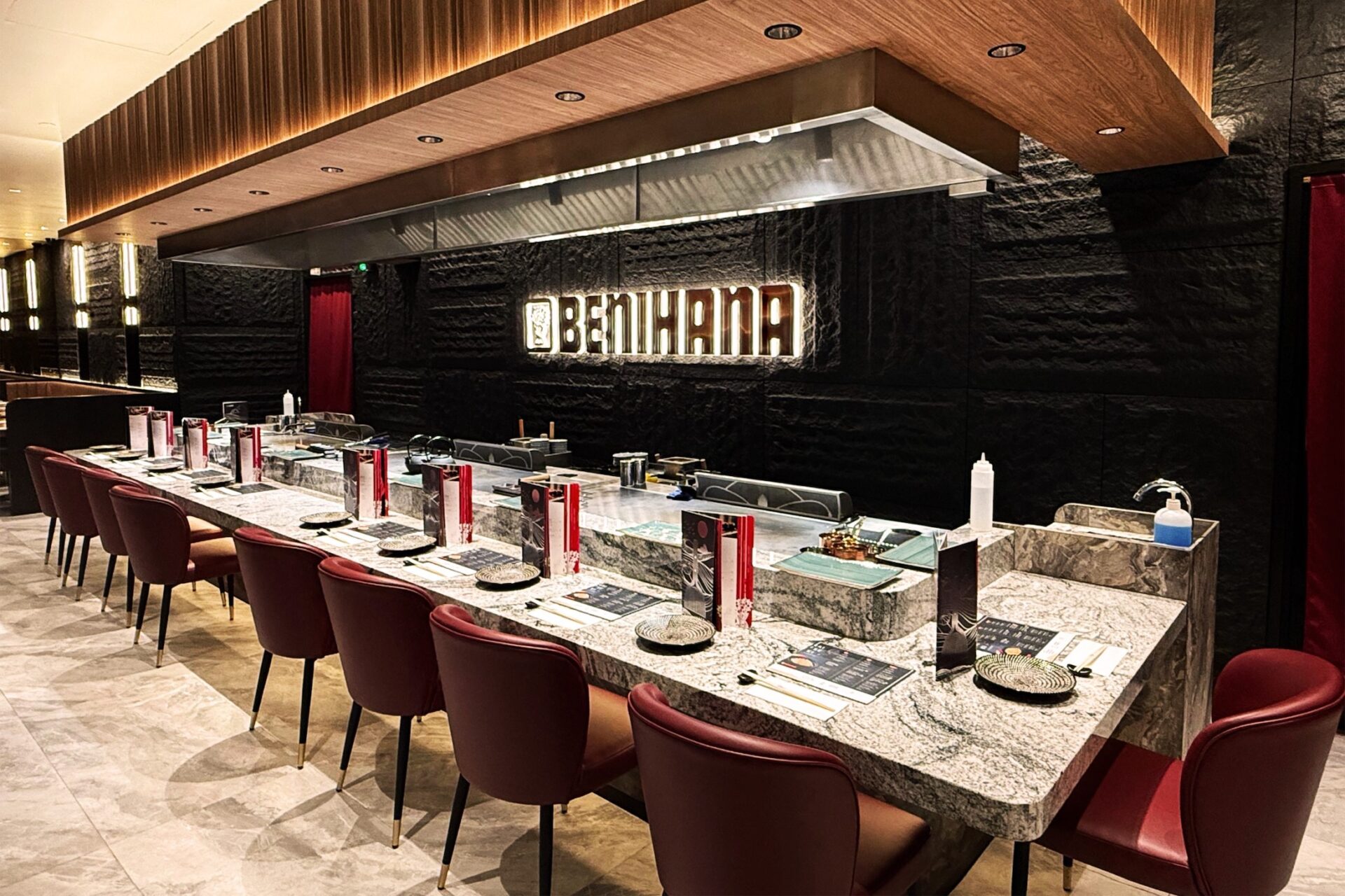 [FOTO] Benihana Malaysia Kini Dibuka Di Suria KLCC – Gabungan Tradisi Jepun Dan Persembahan Kulinari