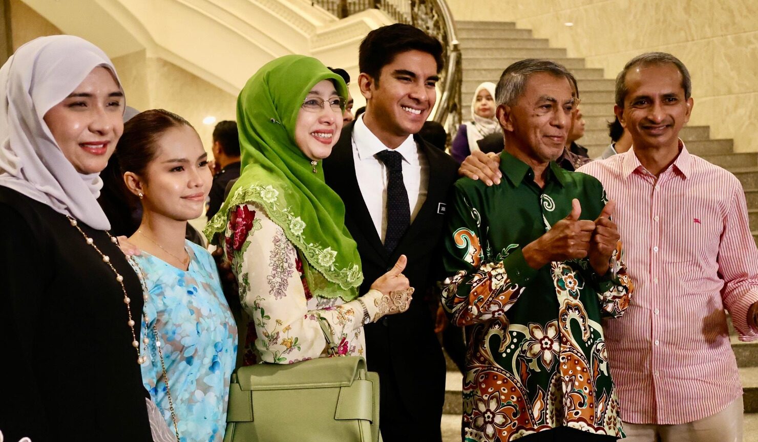 Tangisan Syukur Bella Astillah Buahkan Hasil di Mahkamah, Serah Soal Jodoh dengan Syed Saddiq kepada Ilahi