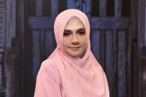 Zizi Kirana Tak Tergugat Dikecam Sertai Misi Gaza – “Saya Dah Minta Izin Suami”