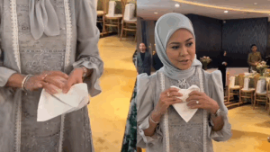 [VIDEO] Cara Tengku Permaisuri Selangor ‘Lipat Napkin’ Raih Pujian Rakyat!