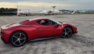 [VIDEO] Ammar Ahyan Belajar Pandu Kereta Di ‘Airport’, Cetus Pelbagai Reaksi Netizen!-“Level Apa Ni?..”