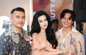 Fan Bingbing Bersama Aaron Aziz & Nazim Othman Di Sunway Pyramid?