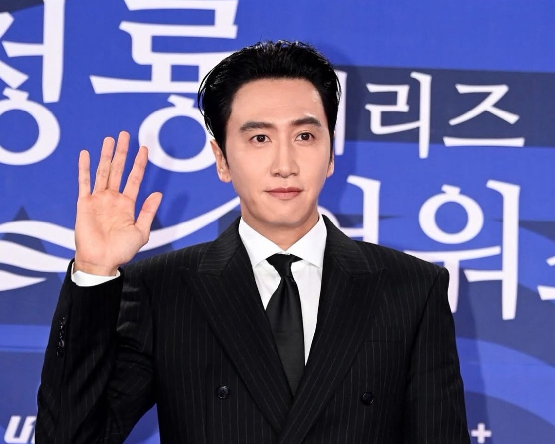 Wajah Terkini Lee Kwang Soo, Peminat Teka Buat Pembedahan Plastik