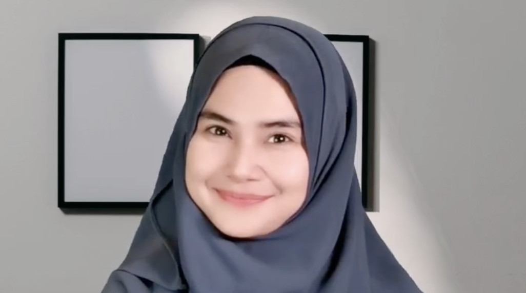 “Saya Memang Popular”- Rafidah Ibrahim Balas Teguran