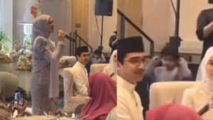 [VIDEO] Gelagat Afwa Tutup Telinga Semasa Siti Nurhaliza Menyanyi, Netizen Terhibur