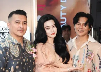 {"ARInfo":{"IsUseAR":false},"Version":"1.0.0","MakeupInfo":{"IsUseMakeup":false},"FaceliftInfo":{"IsChangeEyeLift":false,"IsChangeFacelift":false,"IsChangePostureLift":false,"IsChangeNose":false,"IsChangeFaceChin":false,"IsChangeMouth":false,"IsChangeThinFace":false},"BeautyInfo":{"SwitchMedicatedAcne":false,"IsAIBeauty":false,"IsBrightEyes":false,"IsSharpen":false,"IsOldBeauty":false,"IsReduceBlackEyes":false},"HandlerInfo":{"AppName":2},"FilterInfo":{"IsUseFilter":false}}