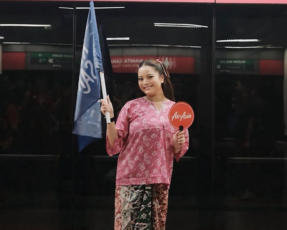 [VIDEO] Selamba Lepas Angin, Gelagat Leona Buat Ramai Terhibur- “Tak Boleh Tahan…”