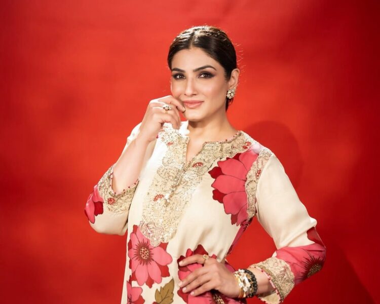 Foto - @officialraveenatandon (IG)