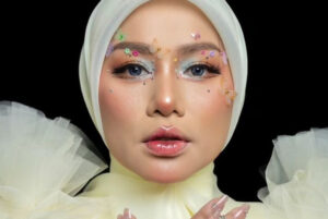 Elly Mazlein Dedah Kehilangan Tawaran Kerja Lepas Berhijab, Ada Kontrak Tiba-Tiba Ditarik Balik