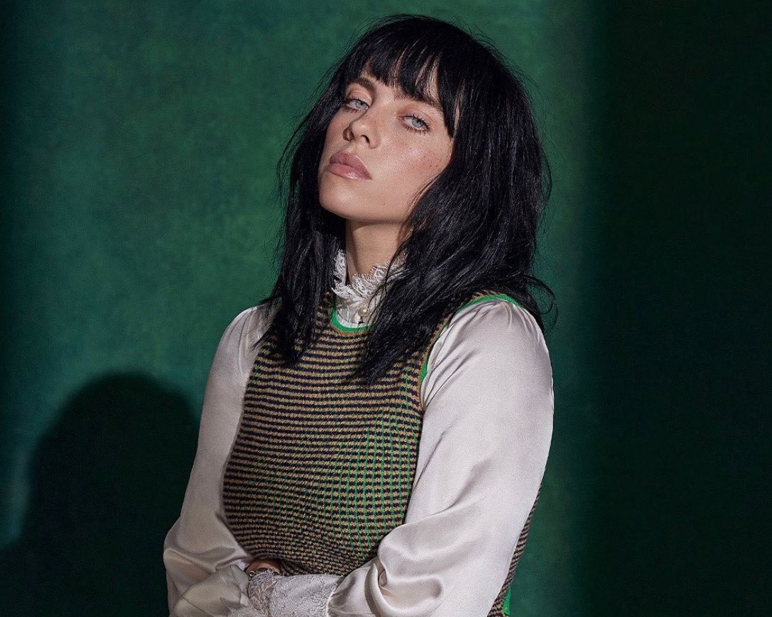 [VIDEO] Peminat Jadi Agresif, Tarik Billie Eilish Di Barricade Ketika Konsert Jelajah