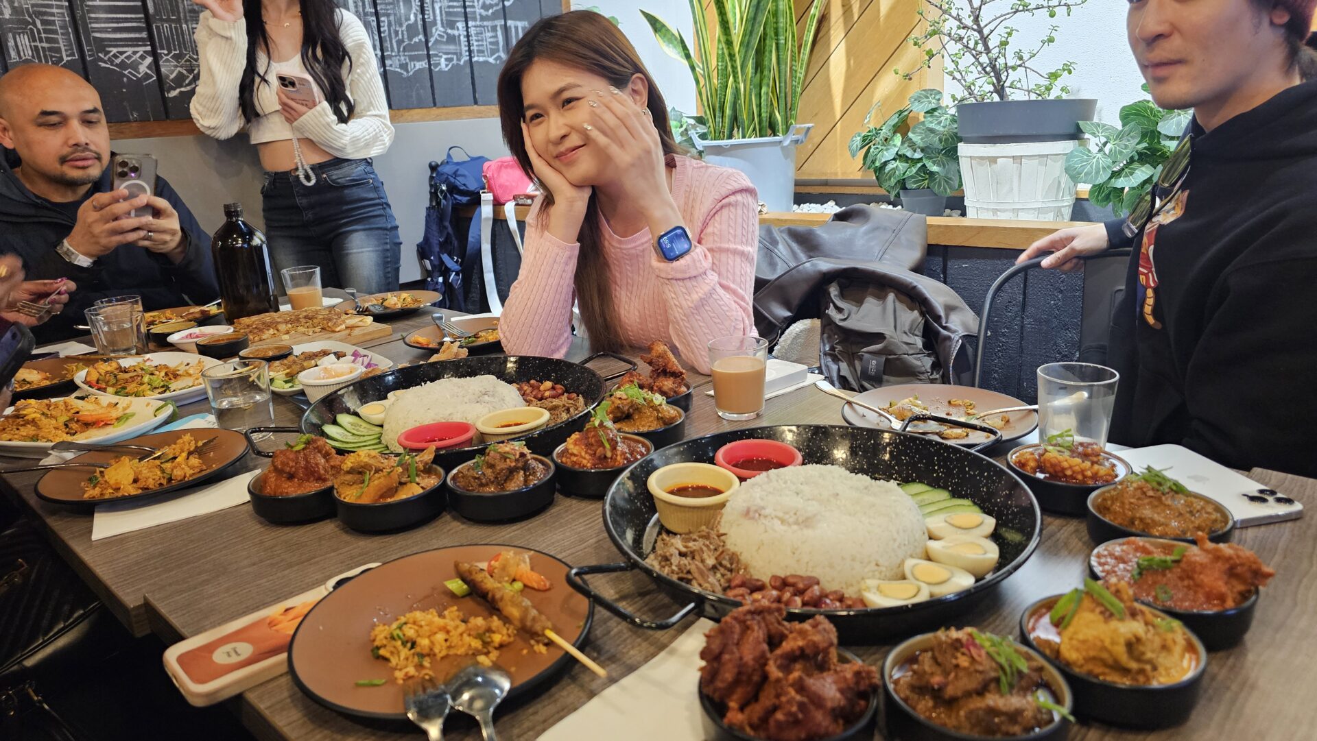 Sedap Place Di Perth Buatkan Pengunjung Terlupa Mereka Di Australia!