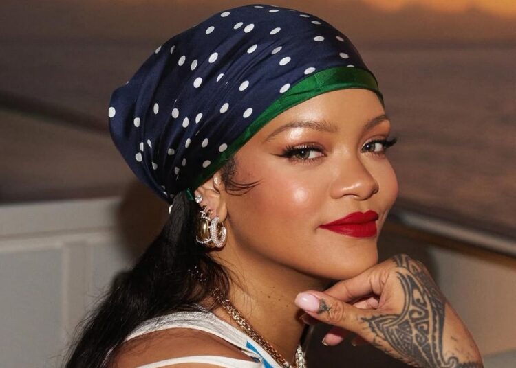 Foto - @badgalriri (IG)