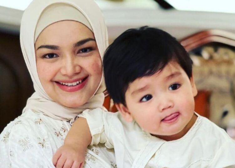 via Instagram Siti Nurhaliza