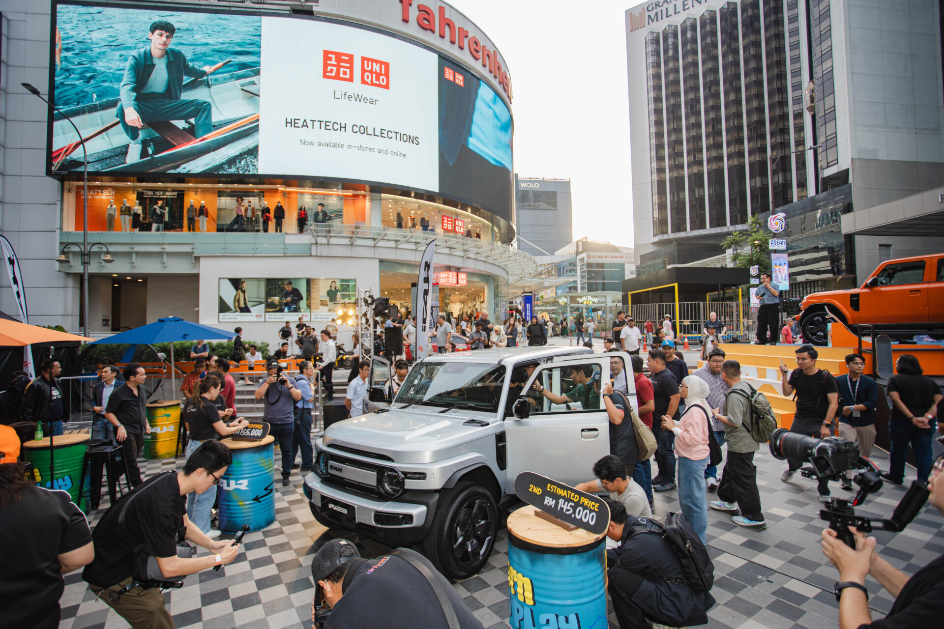 Kini Dengan ‘Right-Hand Drive’, Tapi iCAUR V23 Ini Berbaloi Ke Nak Sambar?