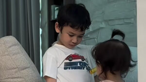 [VIDEO] Isaac Raees Merajuk Dengan Adik Buatkan Netizen Terhibur-“Dua-Dua Comel”